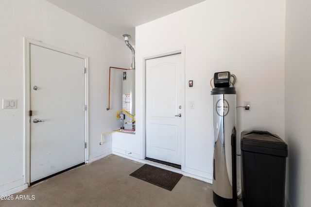 41055 W AGAVE Road, Maricopa, AZ 85138