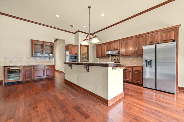 351 Hawthorne LOOP, Driftwood, TX 78619