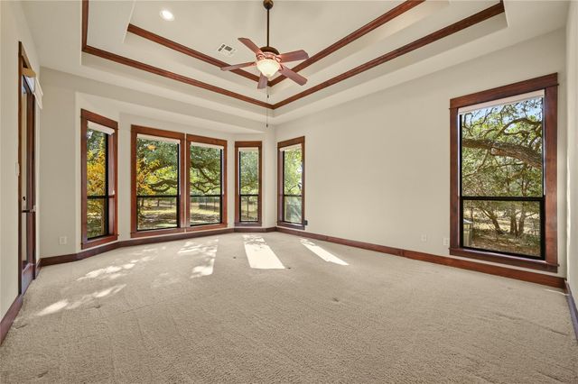 351 Hawthorne LOOP, Driftwood, TX 78619