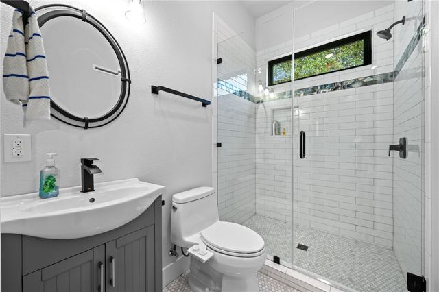 351 Hawthorne LOOP, Driftwood, TX 78619