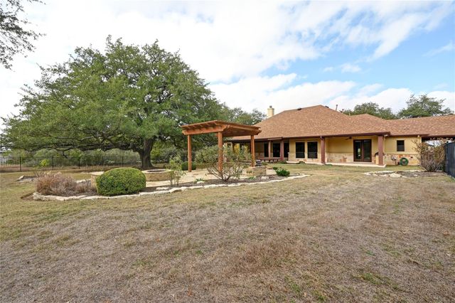 351 Hawthorne LOOP, Driftwood, TX 78619