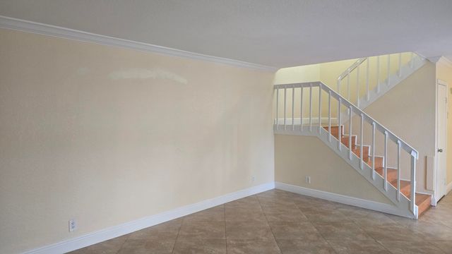 257 Lake Arbor Drive, Palm Springs, FL 33461