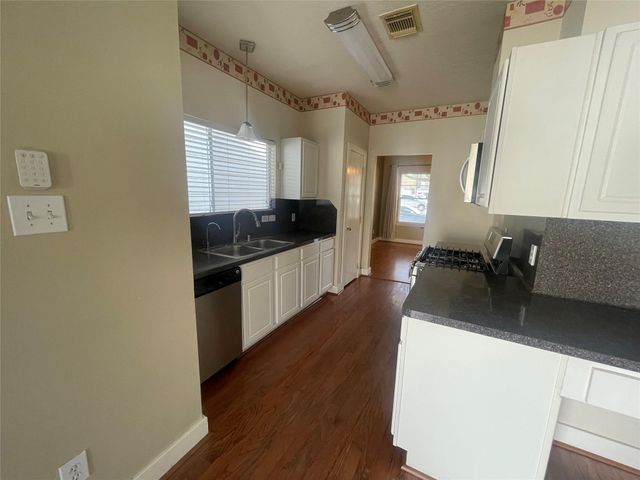 10206 Farrell Drive, Houston, TX 77070