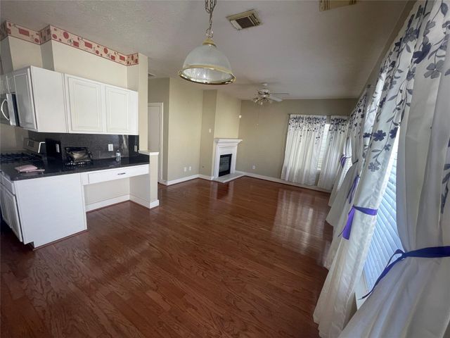 10206 Farrell Drive, Houston, TX 77070