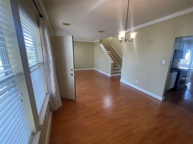 10206 Farrell Drive, Houston, TX 77070