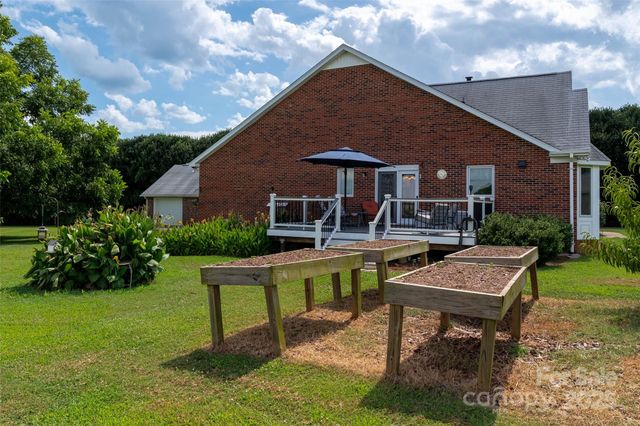 3900 Matthew Drive, Monroe, NC 28110