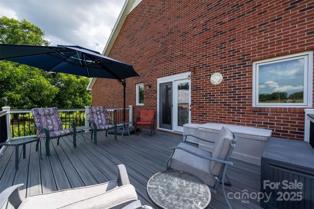 3900 Matthew Drive, Monroe, NC 28110