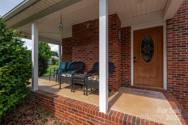 3900 Matthew Drive, Monroe, NC 28110