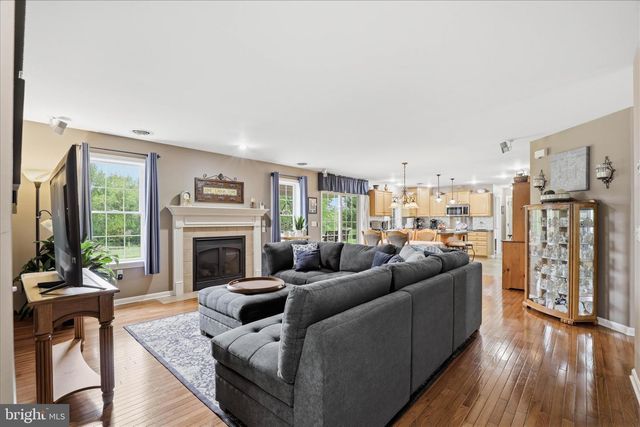 28 FARMINGTON WAY, New Providence, PA 17560