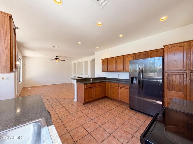 2133 S NIELSON Street, Gilbert, AZ 85295