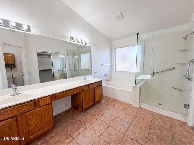 2133 S NIELSON Street, Gilbert, AZ 85295