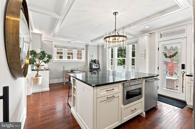 548 W LEMON ST, Lancaster, PA 17603