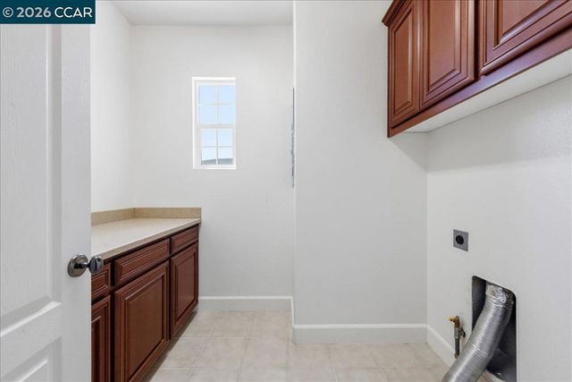 211 Cullens Ct, San Ramon, CA 94582