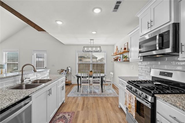 1021 Monarch Road, Centerton, AR 72719