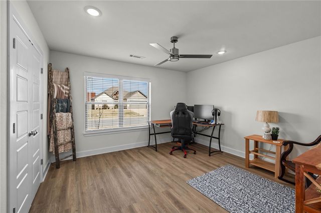 1021 Monarch Road, Centerton, AR 72719