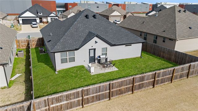 1021 Monarch Road, Centerton, AR 72719