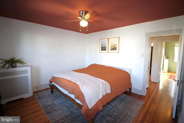 256 ROCHELLE AVE, Philadelphia, PA 19128