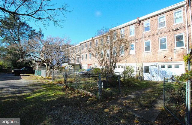 256 ROCHELLE AVE, Philadelphia, PA 19128