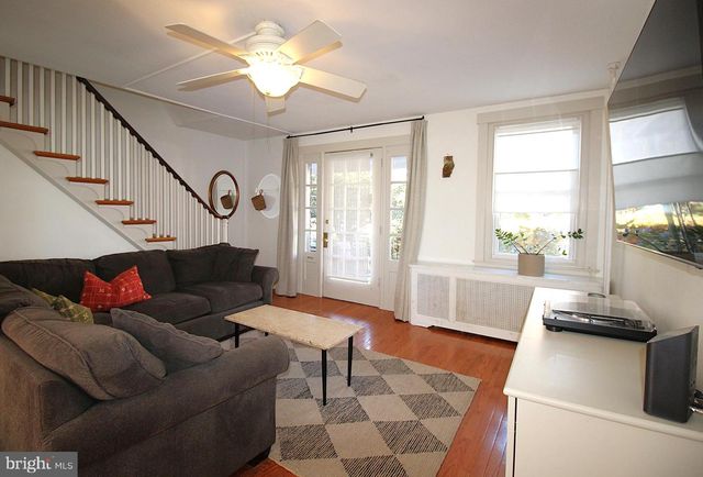 256 ROCHELLE AVE, Philadelphia, PA 19128