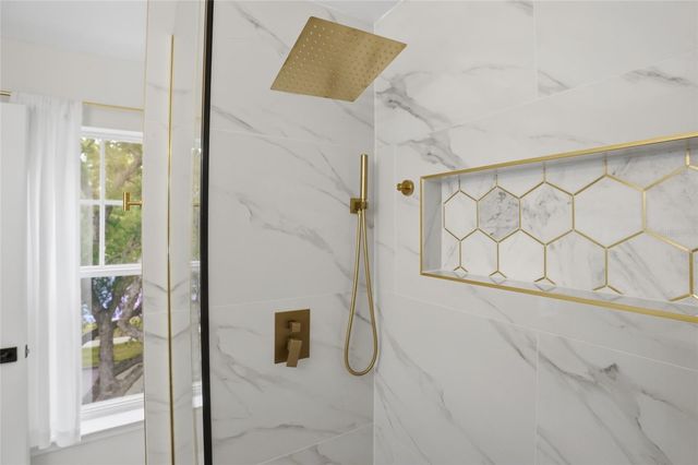 1056 WATERSIDE DRIVE 1056, Celebration, FL 34747