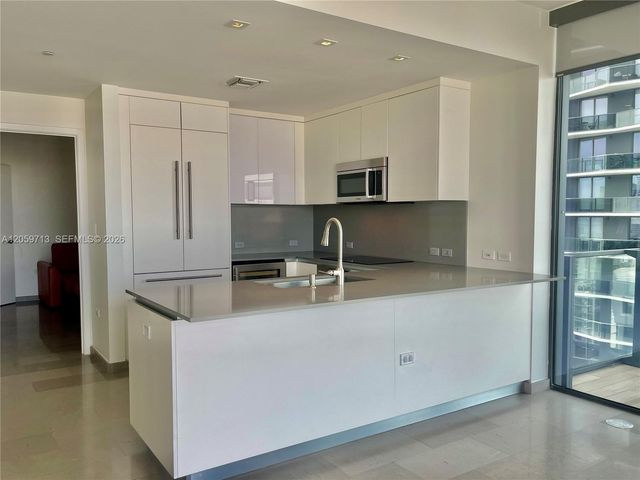 88 SW 7th Street 2902, Miami, FL 33130