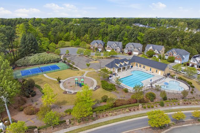 108 Glenview Lane, Durham, NC 27703