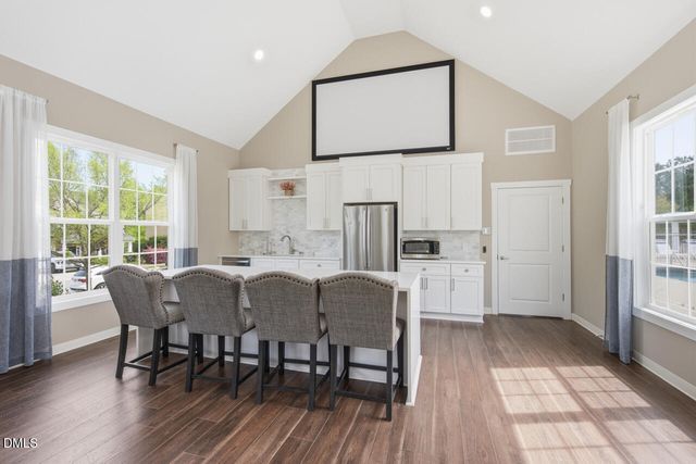 108 Glenview Lane, Durham, NC 27703