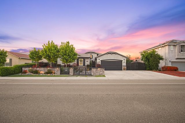 655 Mono St, Manteca, CA 95337