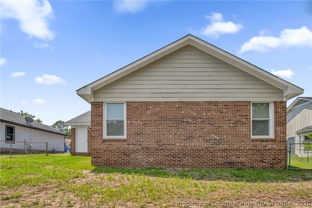 1615 Winnabow Drive, Fayetteville, NC 28304
