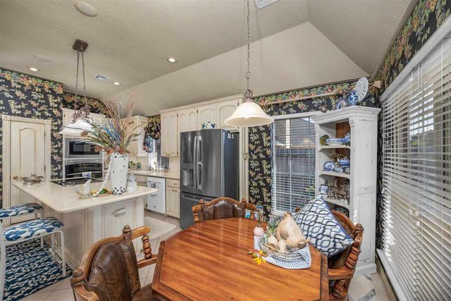 1210 NW Norwick Ave, Lawton, OK 73505