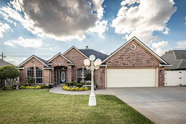 1210 NW Norwick Ave, Lawton, OK 73505