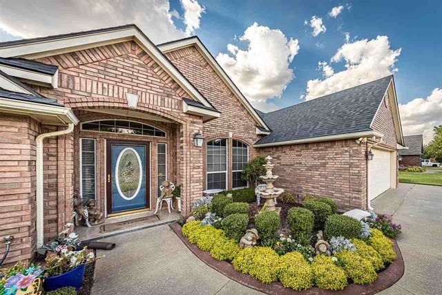 1210 NW Norwick Ave, Lawton, OK 73505