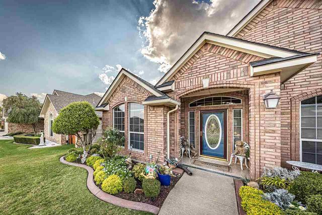 1210 NW Norwick Ave, Lawton, OK 73505