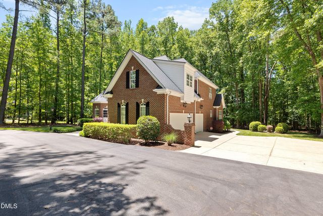 3909 Britt Dawn Lane, Zebulon, NC 27597