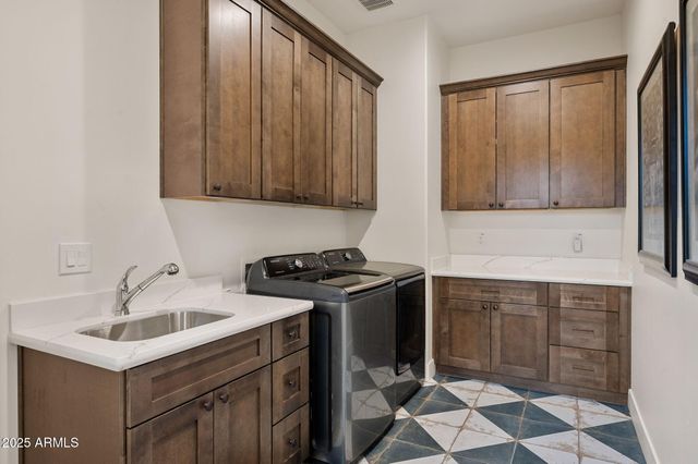 14335 N THREE SISTERS Drive, Prescott, AZ 86305