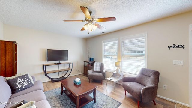 202 Victory Way, Jacksonville, NC 28540