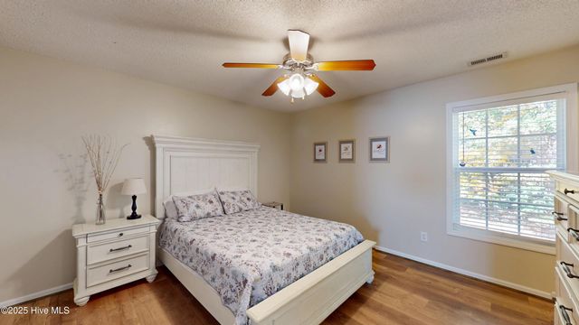 202 Victory Way, Jacksonville, NC 28540