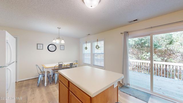 202 Victory Way, Jacksonville, NC 28540