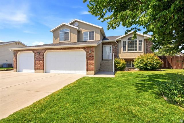 1676 W 525 N, West Point, UT 84015