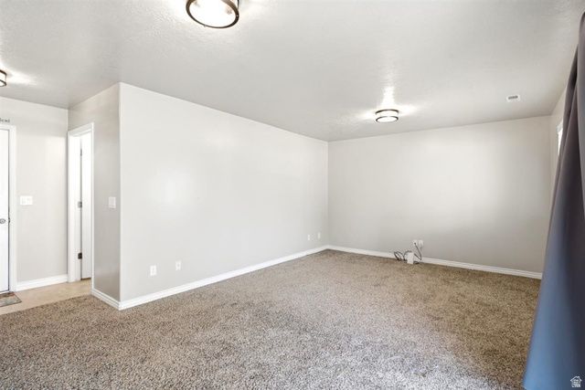 1676 W 525 N, West Point, UT 84015