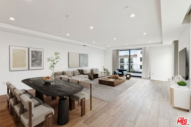 725 N Croft Avenue 302, Los Angeles, CA 90069