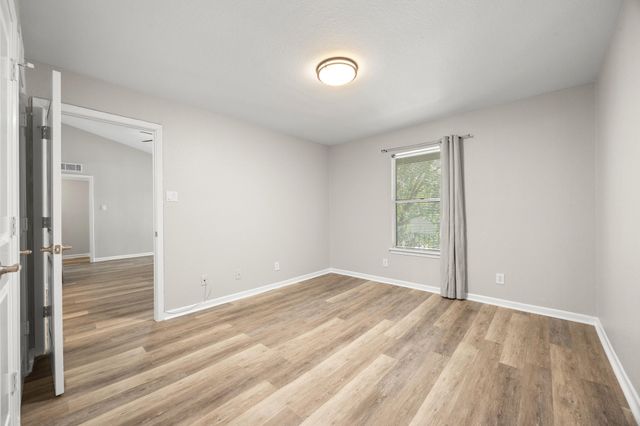 3204 Menchaca RD 104, Austin, TX 78704