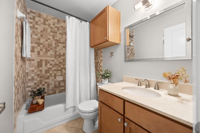 3204 Menchaca RD 104, Austin, TX 78704