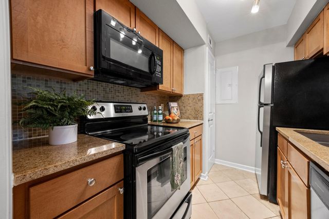 3204 Menchaca RD 104, Austin, TX 78704