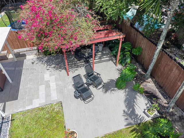 784 NE 71st St, Miami, FL 33138