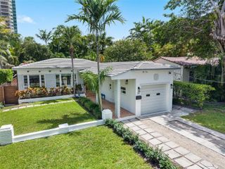 784 NE 71st St, Miami, FL 33138