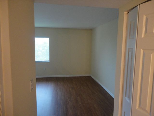 731 N Pine Island Road 402, Plantation, FL 33324