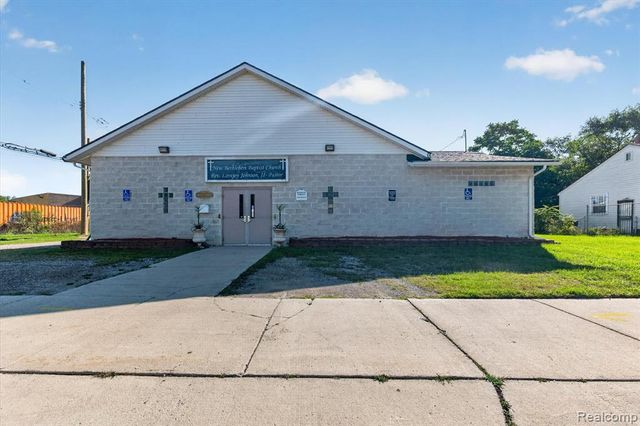 19018 Hawthorne Street, Detroit, MI 48203