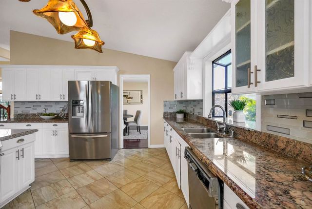 765 Bayview Ct, El Sobrante, CA 94803