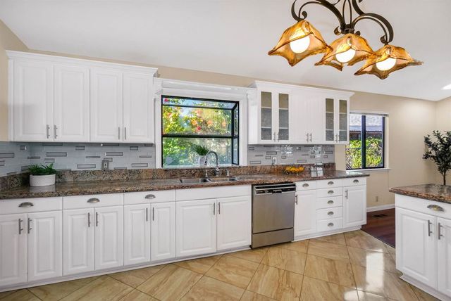 765 Bayview Ct, El Sobrante, CA 94803